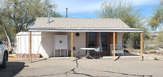 1180 W Lewis Rd in Ajo, AZ - Building Photo