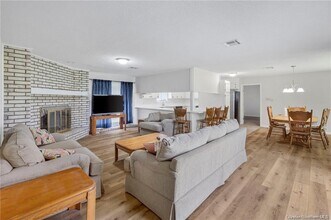 4900 E St Charles Ave in Lake Charles, LA - Building Photo - Building Photo