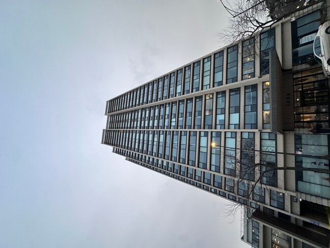 property at 1850 N Clark St