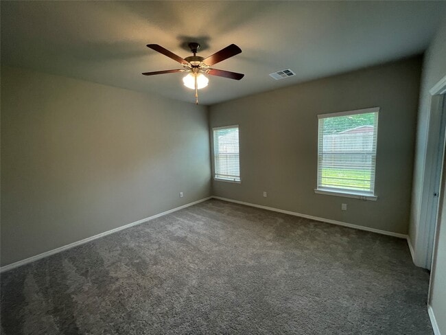 938 Redinger Ridge Dr in Huffman, TX - Building Photo - Building Photo