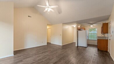 3518 W Buckeye St in Fayetteville, AR - Building Photo - Building Photo