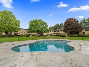 48 Bigelow Ave in Watertown, MA - Building Photo - Building Photo