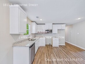 1813 S Valentine St in Little Rock, AR - Building Photo - Building Photo