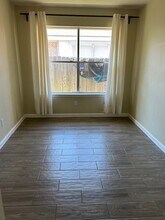 10451 N Fallen Bough Dr in Houston, TX - Building Photo - Building Photo