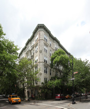 53-59 Perry St in New York, NY - Foto de edificio - Building Photo