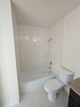 1340 W 85th St, Unit #3 in Los Angeles, CA - Building Photo - Building Photo