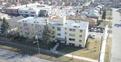 Amesbury Gardens in Toronto, ON - Building Photo - Building Photo