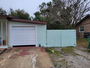 1096 Tivoli Dr-Unit -A in Deltona, FL - Building Photo - Building Photo