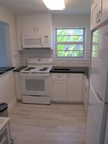 1428 Euclid Ave in Miami Beach, FL - Building Photo - Building Photo