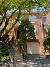 3004 Fallswood Glen Ct in Falls Church, VA - Building Photo - Building Photo