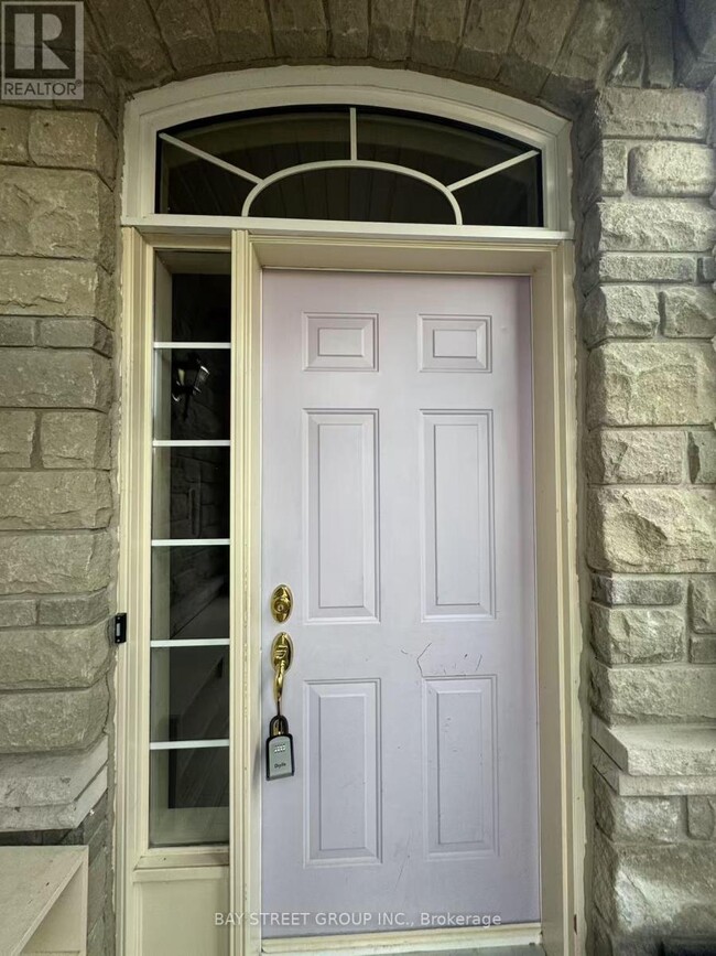 35 Beechgrove Crescent in Markham, ON - Building Photo - Building Photo