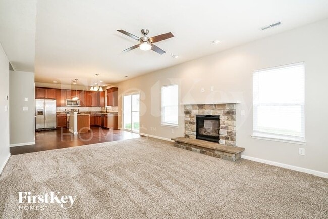 8858 Hemingway Dr in Indianapolis, IN - Building Photo - Building Photo