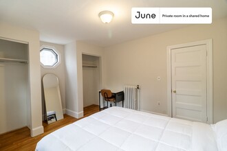 Private bedroom in 4 bed/2 bath Home in Boston, MA - Building Photo - Building Photo