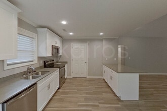 560 Co Rd 71 in Killen, AL - Building Photo - Building Photo