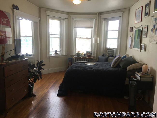property at 1167 Boylston St