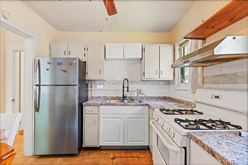 1003 Center St NW-Unit -A in Atlanta, GA - Building Photo
