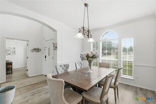 1410 Katie Lynch Dr in Pflugerville, TX - Building Photo