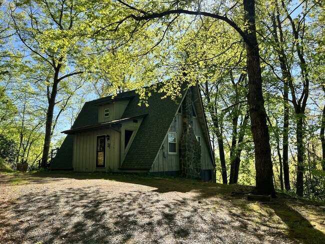property at 146 Valley View Trail