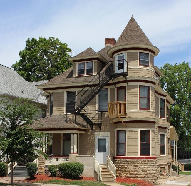 421 W Gilman St in Madison, WI - Building Photo - Building Photo