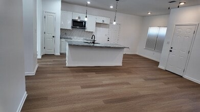 698 Delta Rd in Memphis, TN - Foto de edificio - Building Photo