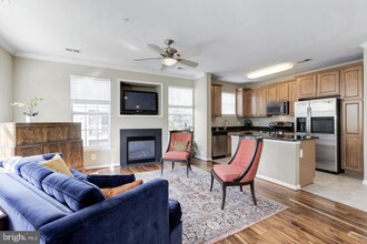 13105 Marcey Creek Rd in Herndon, VA - Building Photo - Building Photo