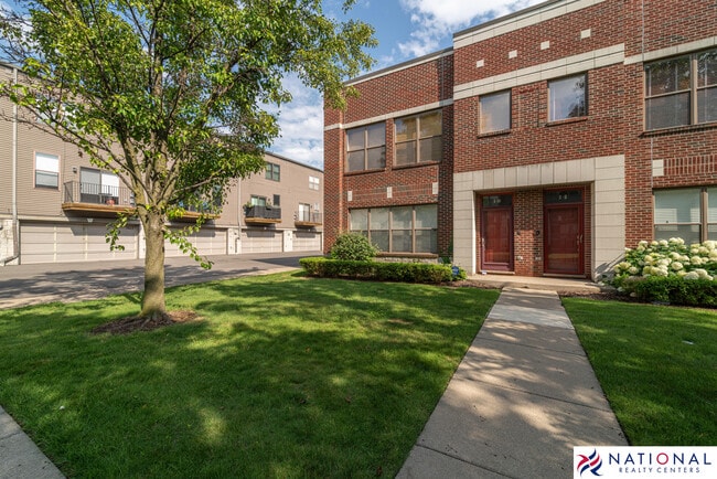 property at 10 W Bethune St