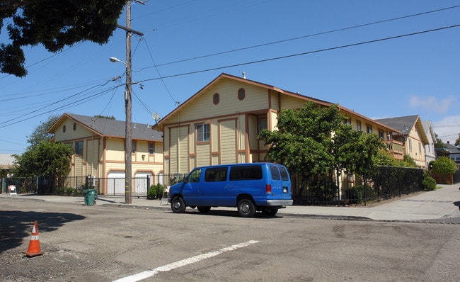 400 20th St in Richmond, CA - Foto de edificio - Building Photo