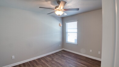 610 Hollyhock Dr in Temple, TX - Building Photo - Building Photo