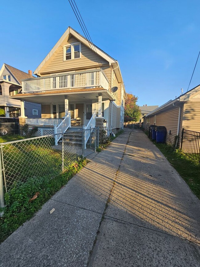4908 Eichorn Ave in Cleveland, OH - Building Photo - Building Photo