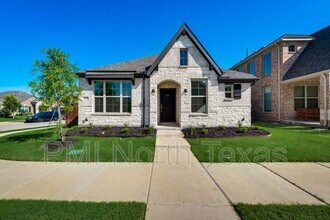 2001 Almassera Dr in Little Elm, TX - Building Photo - Building Photo