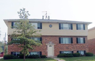 3528-3536 Heatherton Dr in Davenport, IA - Building Photo