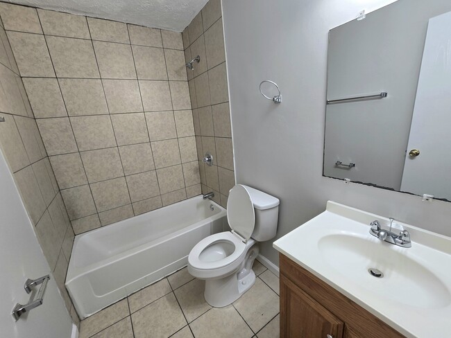 5153 La Fleur Way in Indianapolis, IN - Building Photo - Building Photo