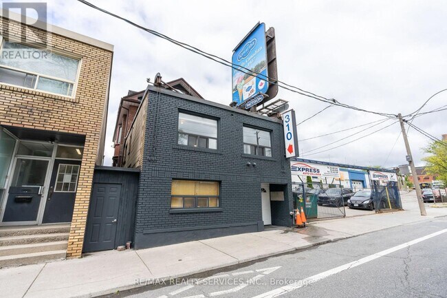 property at 306-306 Greenwood Ave
