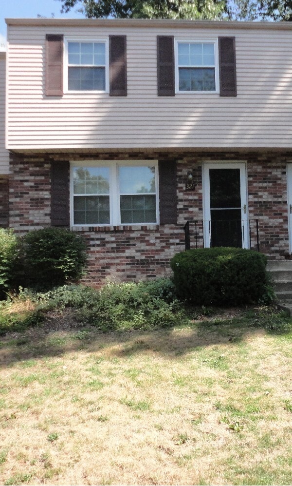 property at 321 Laporte Ct