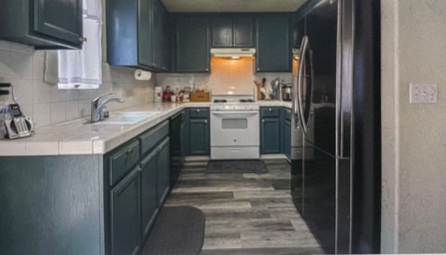 134 Cordova Ln