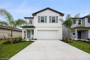 4106 San Felice Ln in North Fort Myers, FL - Building Photo