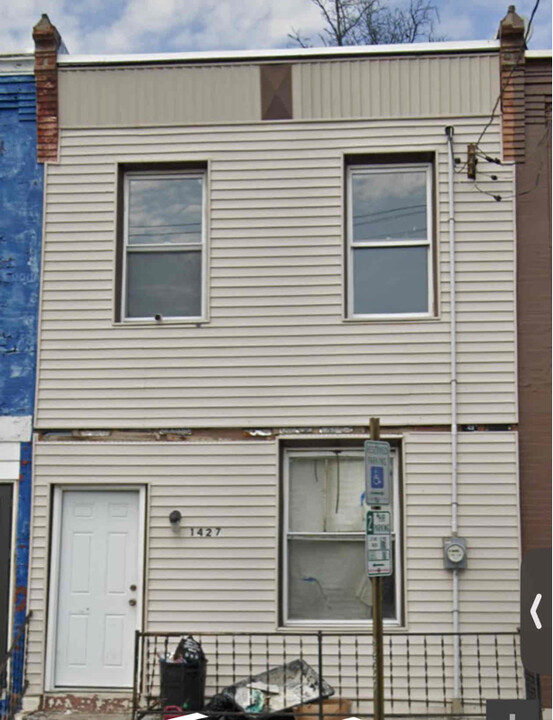 1427 W Indiana Ave in Philadelphia, PA - Building Photo