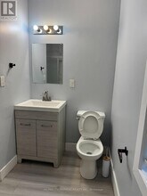 161 Kenilworth Ave N in Hamilton, ON - Building Photo - Building Photo