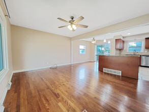 1903 18th Ave in Kenosha, WI - Building Photo - Building Photo