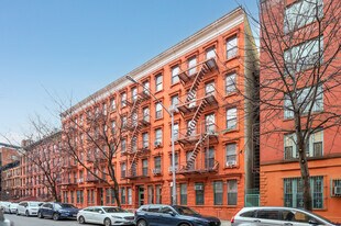 266 W 123rd St in New York, NY - Building Photo