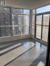 55-955 Charles St W in Toronto, ON - Building Photo - Building Photo