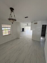 322 Banana St in Tarpon Springs, FL - Building Photo - Building Photo