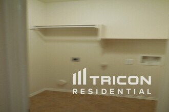 704 River Run Dr in Glenn Heights, TX - Building Photo - Building Photo