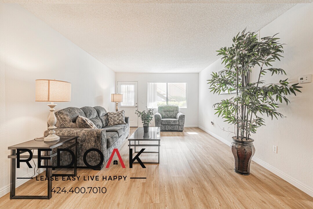 6601 Victoria Ave in Highland, CA - Building Photo