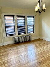 129 Post Rd in Fairfield, CT - Building Photo - Building Photo