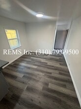 516 S Tamarind Ave in Compton, CA - Building Photo - Building Photo