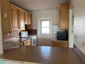 1319 E Hillsboro Blvd in Deerfield Beach, FL - Building Photo - Building Photo