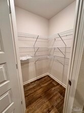 7404 Oak Lake Blvd in Bellview, FL - Building Photo - Building Photo