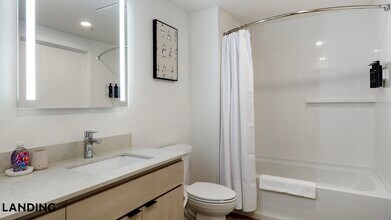 707 S Farmer Ave, Unit 4013 in Tempe, AZ - Building Photo - Building Photo