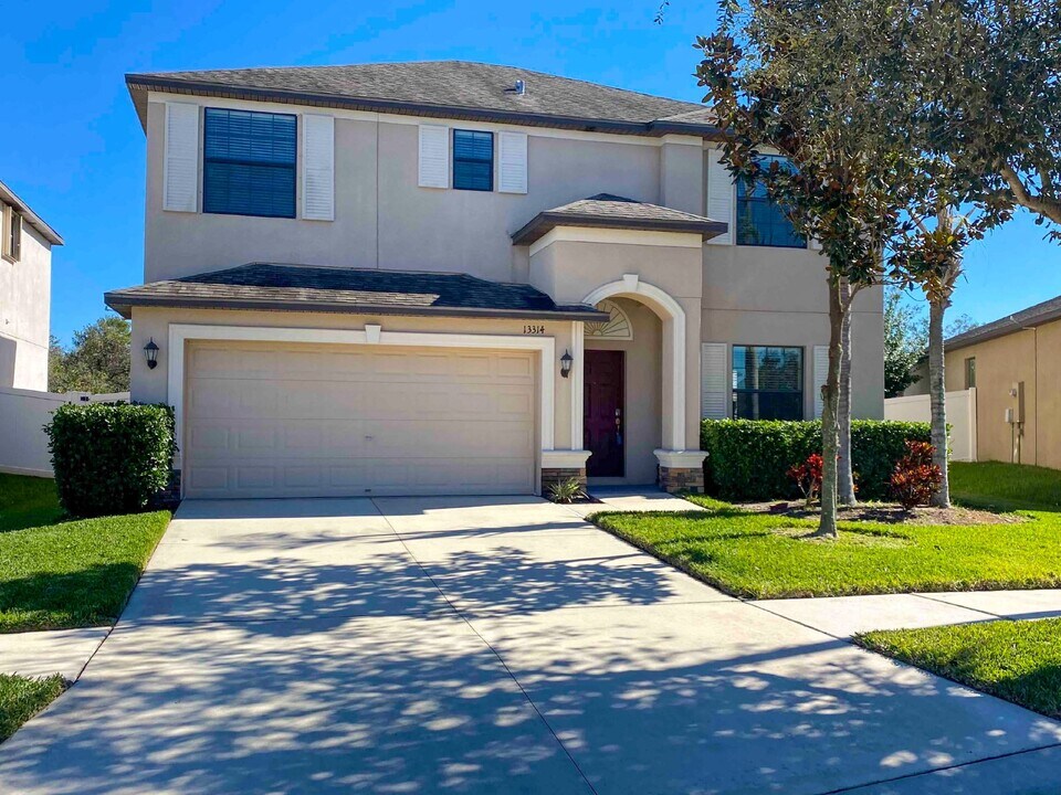 13314 Wellington Hills Dr in Riverview, FL - Building Photo